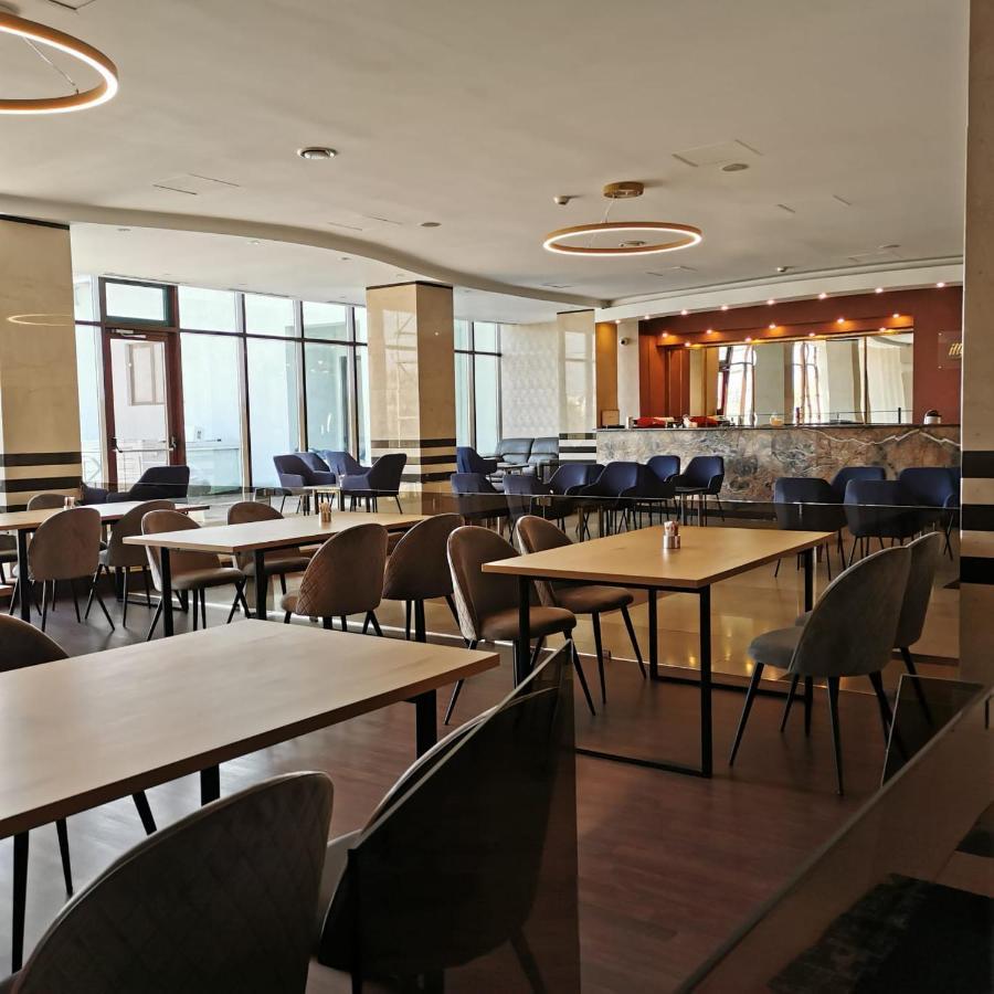 Hotel Zimbru Snagov Tincabesti Exterior foto