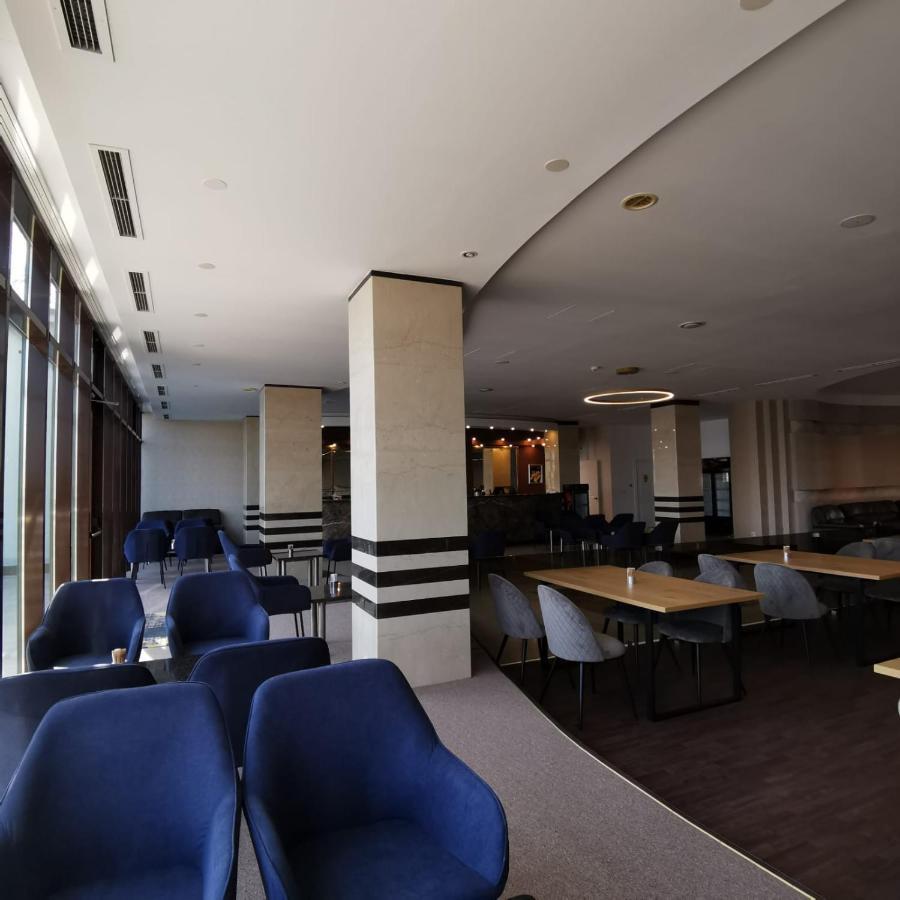 Hotel Zimbru Snagov Tincabesti Exterior foto
